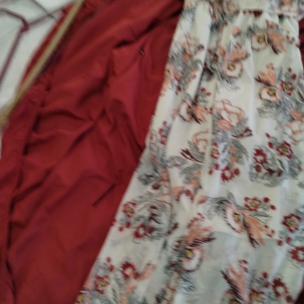 Dress - Picture 3 of 4